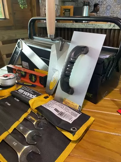 Ferramentas e Acessórios para Construção e Acabamento